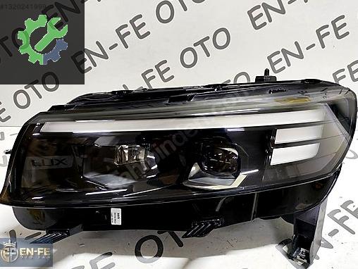 Opel Combo Sol Ön Far çıkma parça