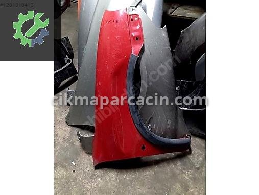 Opel Corsa Sağ Ön Çamurluk çıkma parça