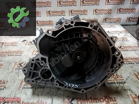 Opel Corsa Şanzıman Komple çıkma parça