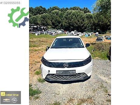 Opel Corsa Kesme Tavan Sacı çıkma parça