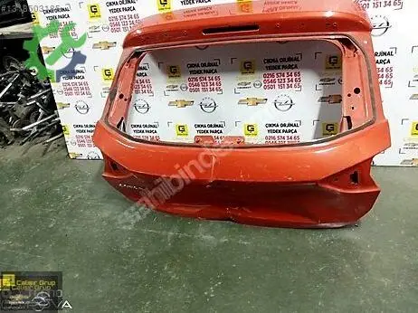 Opel Corsa Bagaj Kapağı çıkma parça