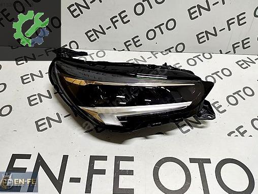 Opel Corsa Sağ Ön Far çıkma parça