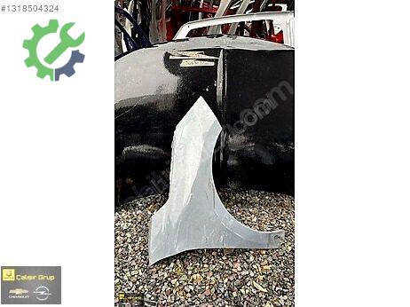 Opel Corsa Çamurluk (Ön) çıkma parça