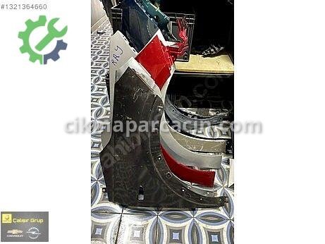 Opel Crossland Çamurluk (Ön) çıkma parça