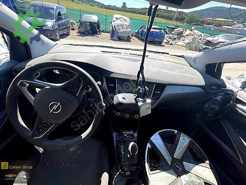 Opel Crossland Kesme Tavan Sacı çıkma parça