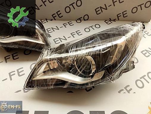 Opel Insignia Sol Ön Far çıkma parça