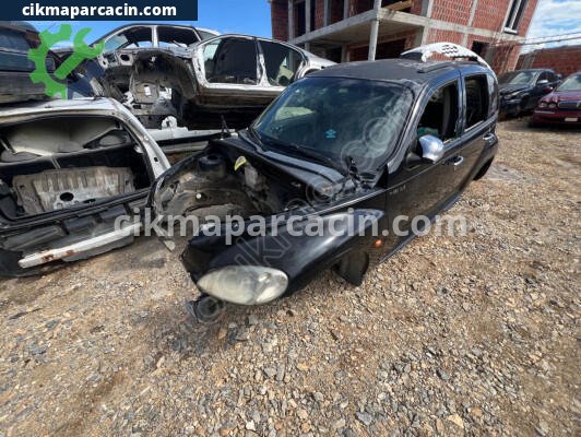 Chrysler PT Cruiser Çamurluk çıkma parça