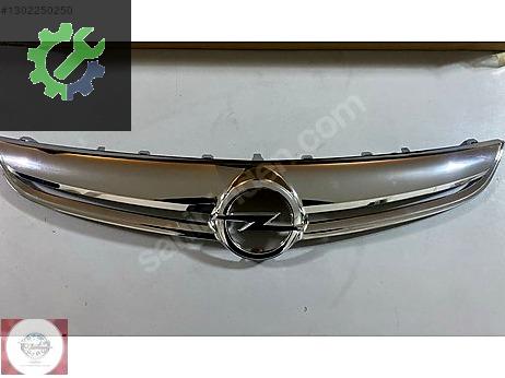 Opel Corsa D 2011 Ve Sonrası Ön Panjur Nikelajı Dğn 1400870