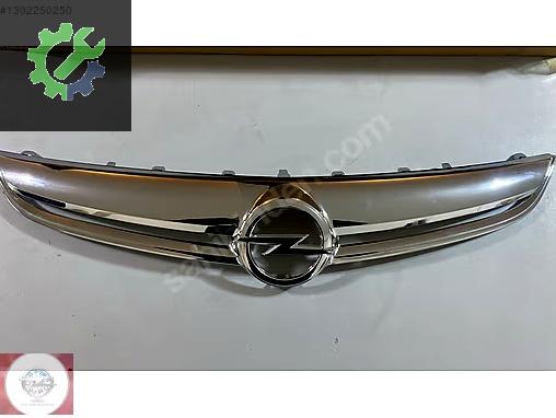 Opel Corsa D 2011 Ve Sonrası Ön Panjur Nikelajı Dğn 1400870