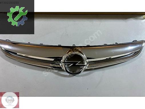 Opel Corsa D 2011 Ve Sonrası Ön Panjur Nikelajı Dğn 1400870