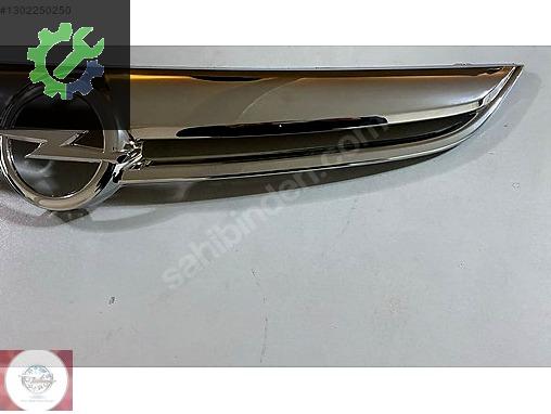 Opel Corsa D 2011 Ve Sonrası Ön Panjur Nikelajı Dğn 1400870
