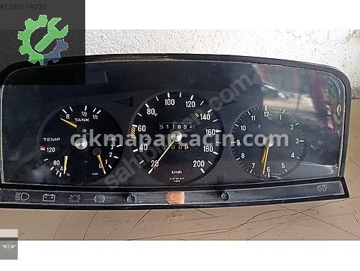 Mercedes-Benz 240 Gösterge çıkma parça