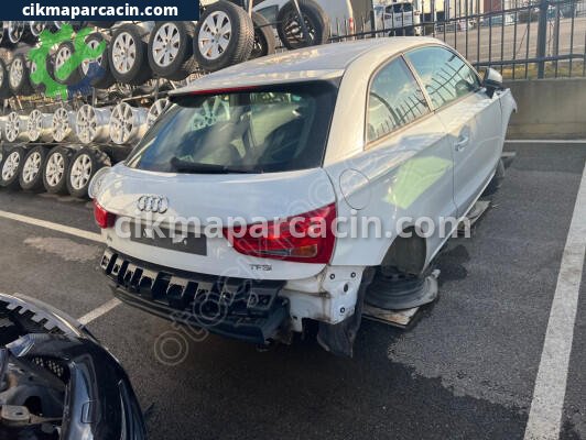 Audi A1 Arka Cam çıkma parça