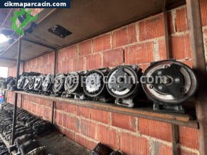 Volkswagen Bora 1990 Çıkma Klima Kompresörü