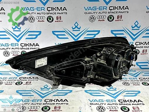 Porsche Panamera Far 97063115706 çıkma parça