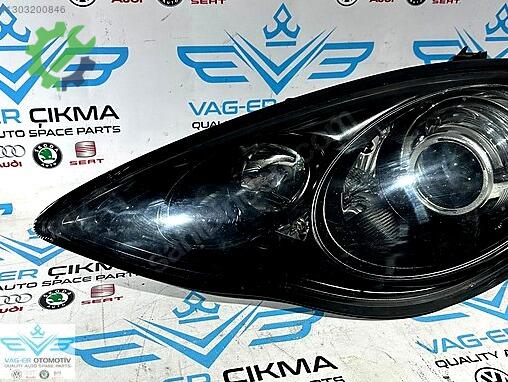 Porsche Panamera Far 97063115705 çıkma parça