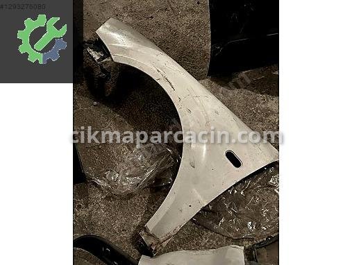 Volkswagen Passat Çamurluk (Ön) çıkma parça