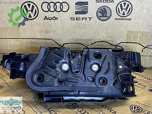 Volkswagen Passat Sol Kapı 5TB837015B çıkma parça