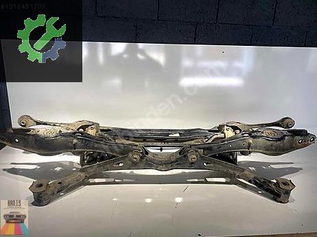 Volkswagen Passat Travers çıkma parça
