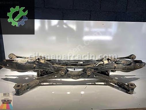 Volkswagen Passat Travers çıkma parça