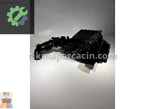 Volkswagen Passat Hava Filtresi Kutusu 5Q0129601 çıkma parça