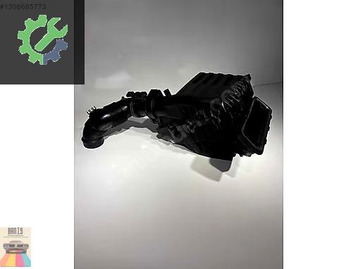 Volkswagen Passat Hava Filtresi Kutusu 5Q0129601 çıkma parça