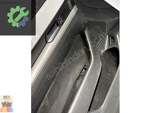 Volkswagen Passat Kapı Döşemesi çıkma parça