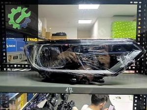PASSAT B8 SAĞ FAR (2. Adet)
