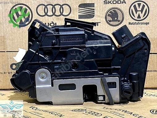 Volkswagen Passat Sağ Kapı çıkma parça