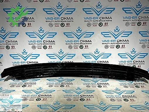 Volkswagen Passat Tampon Orta Izgara 3C8853677G çıkma parça