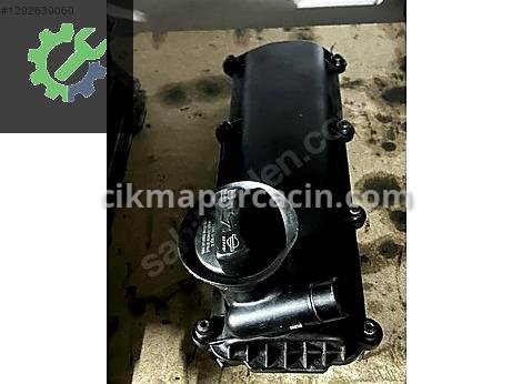 Volkswagen Passat Külbütör Kapağı çıkma parça