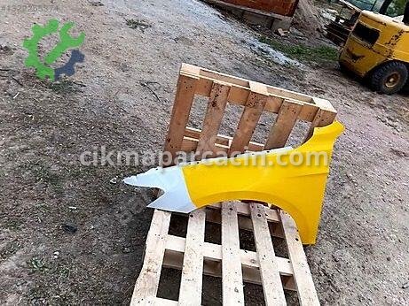 Volkswagen Passat Çamurluk (Ön) çıkma parça
