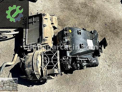 Peugeot 406 Kalorifer Kutusu çıkma parça