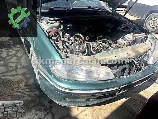 Peugeot 406 Sağ Ön Far çıkma parça