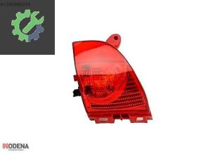 PEUGEOT 2008 2013- ARKA SİS FARI SAĞ SIFIR 9806752980
