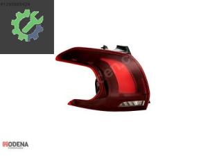 PEUGEOT 2008 2013- ARKA STOP LAMBASI DIŞ SOL SIFIR 9826730480