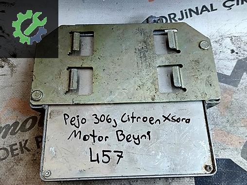 Peugeot 306 Motor Beyni çıkma parça