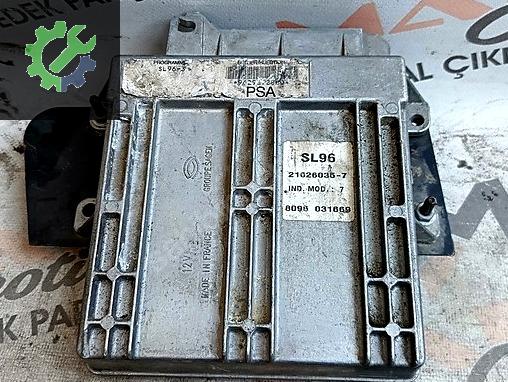 Peugeot 306 Motor Beyni 21626035-7 çıkma parça