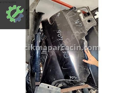 Peugeot 406 Sol Arka Çamurluk çıkma parça