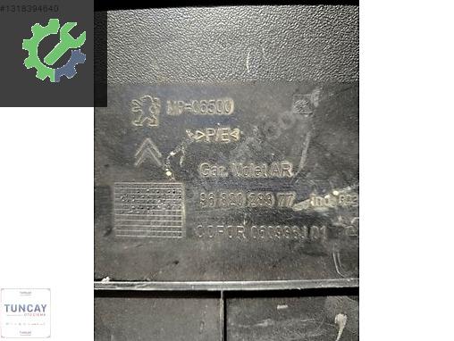 Peugeot Partner Bagaj 9682028377 çıkma parça