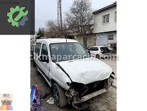 Peugeot Partner Arka Dingil çıkma parça