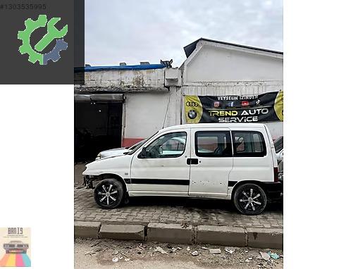 Peugeot Partner Sol Kapı çıkma parça