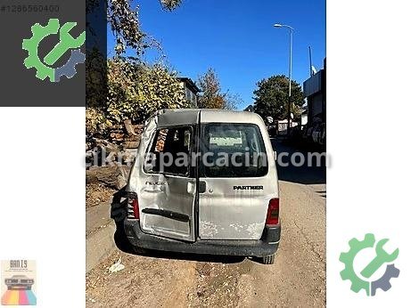 Peugeot Partner Sağ Arka Stop çıkma parça