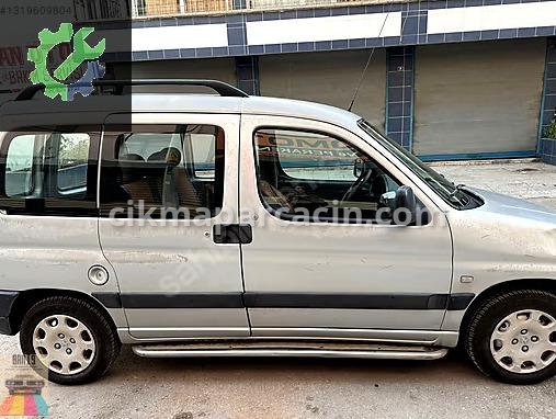 Peugeot Partner Kapı (Ön Sağ) çıkma parça