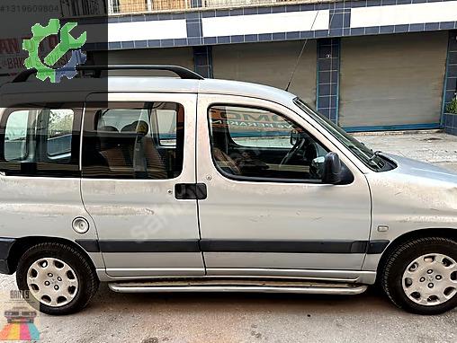 Peugeot Partner Kapı (Ön Sağ) çıkma parça