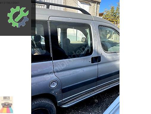 Peugeot Partner Sağ Kapı çıkma parça