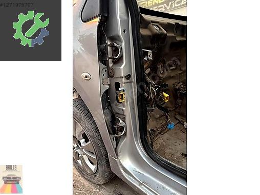 Peugeot Partner Çamurluk (Ön) çıkma parça