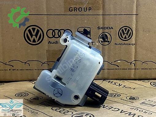 Volkswagen Polo Merkezi Kilit Motoru 3B0959781C çıkma parça