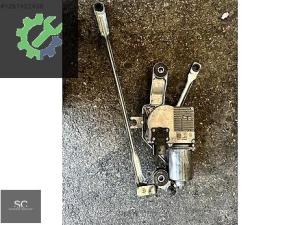 PORSCHE PANAMERA ÖN CAM SİLECEK MOTORU W000004514 – 97062410502