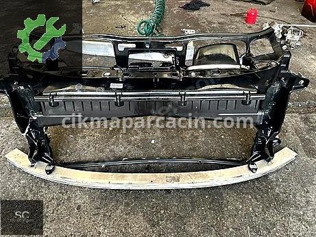Porsche Panamera Ön Panel çıkma parça